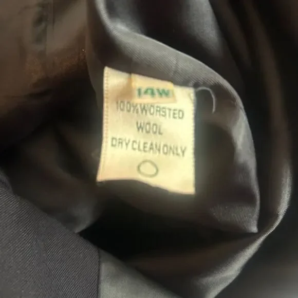 Austin Reed Vintage Navy Wool Double-Breasted lined blazer, size 14W - Picture 5 of 8